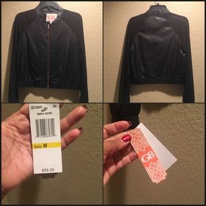 Black Medium Gianni Bini Jacket $15